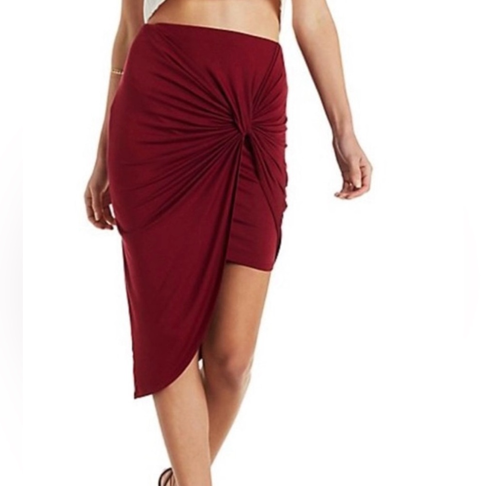 Charolette Russe asymmetrical low to high skirt